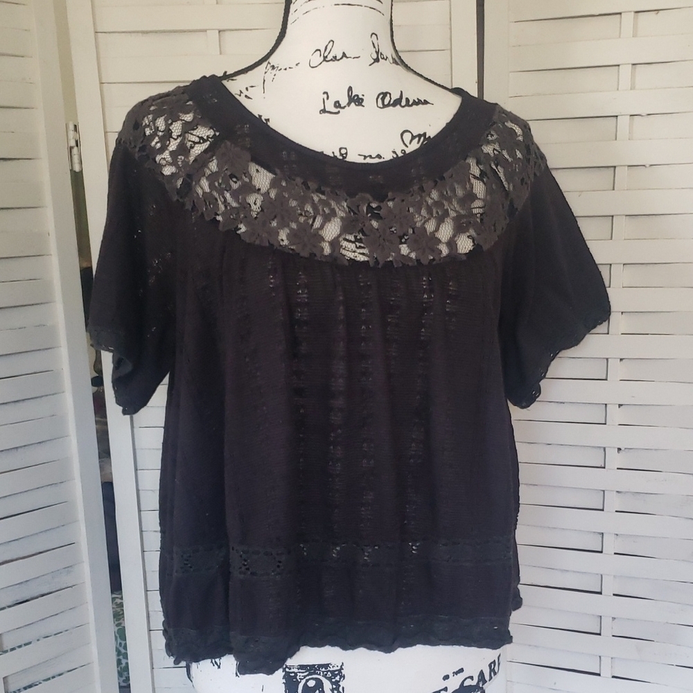 Free People Black Crop SHORT Sleeves  Blouse Top Size S